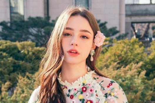 Phim khiêu dâm người đẹp Dasha Taran